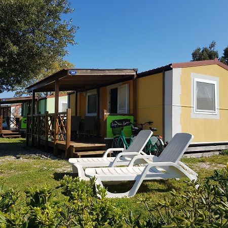 Naturist Mobile Homes Eden In Fkk Ulika Poreč Exterior foto