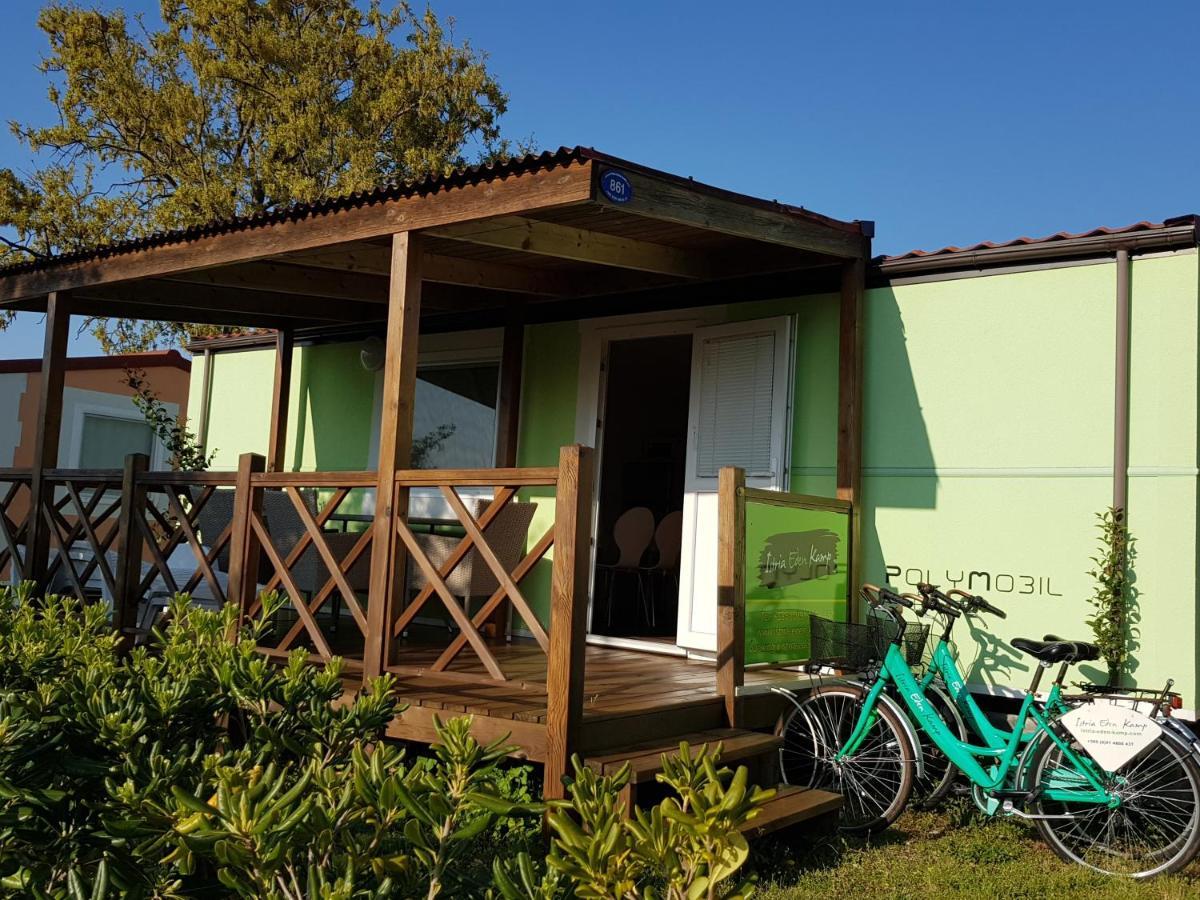 Naturist Mobile Homes Eden In Fkk Ulika Poreč Exterior foto